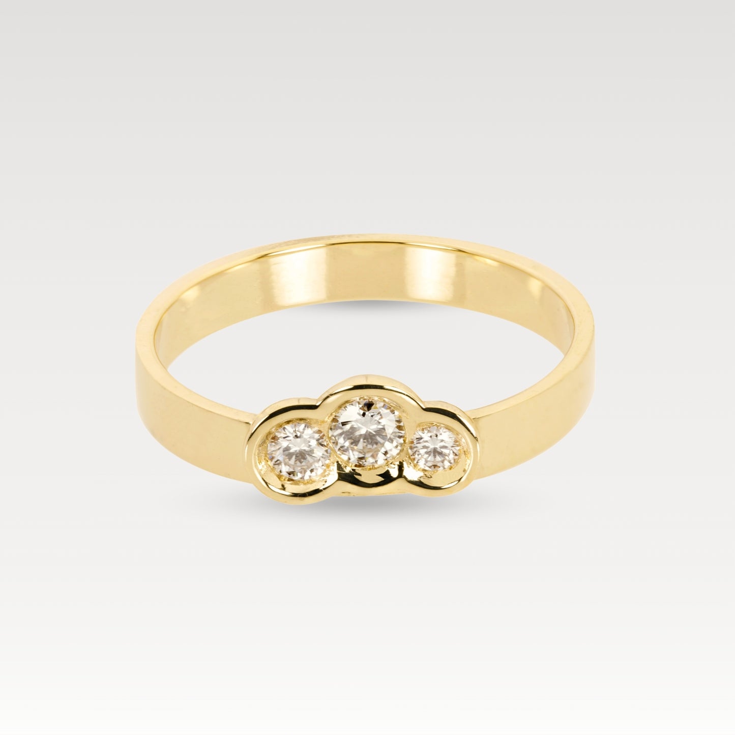 White Diamond Round Obi Skai no.3 Wide Ring