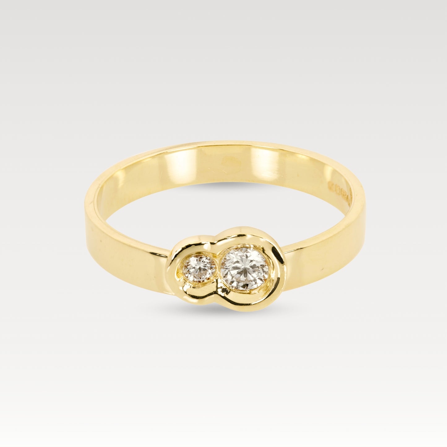 White Diamond Round Obi Skai no.2 Wide Ring