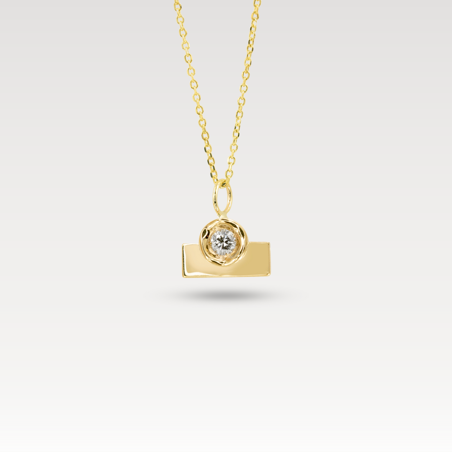 White Diamond Obi no.1 Wide Bar Pendant