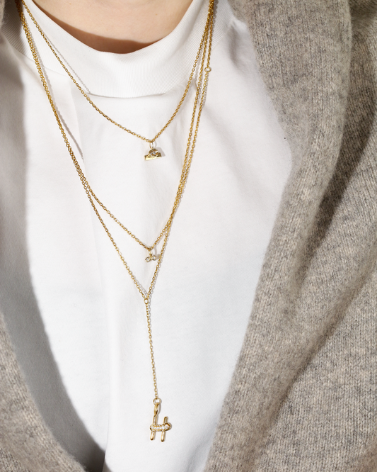 Kay Chain Chains – Kay Konecna