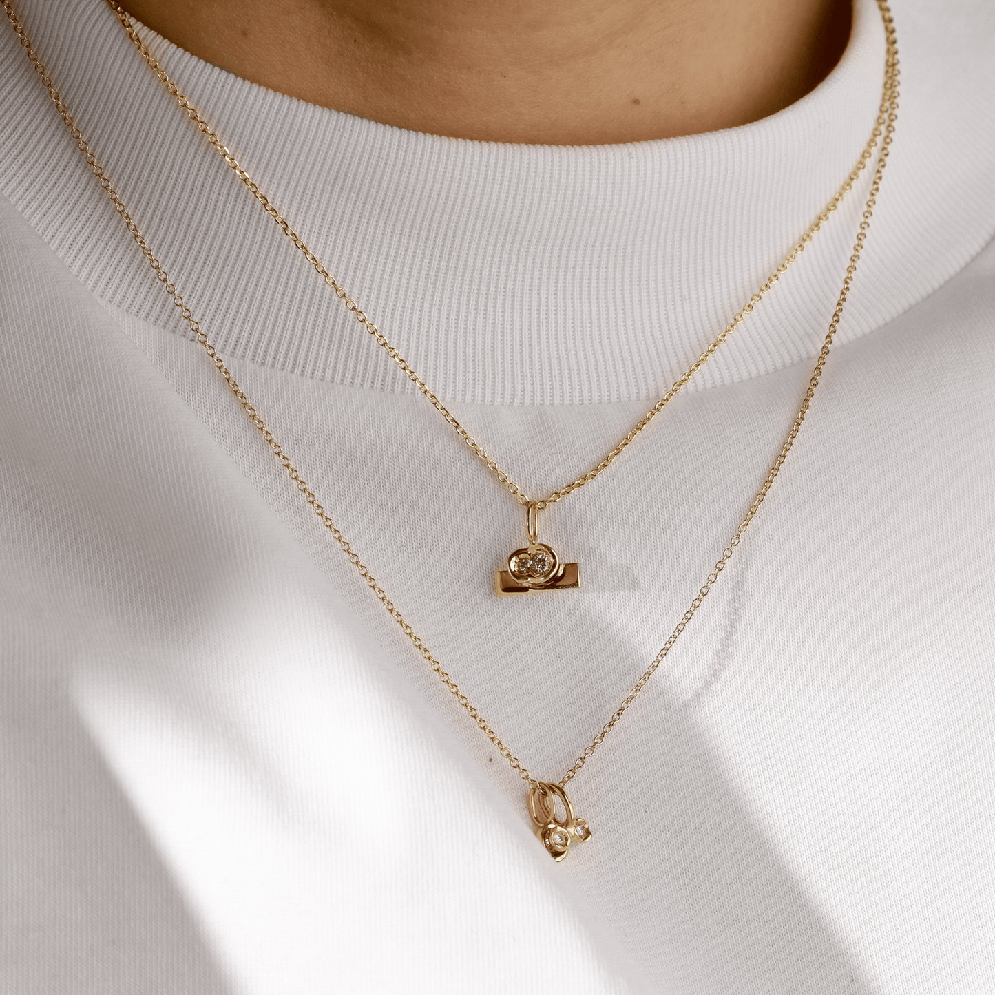 White Diamond Obi no.2 Wide Bar Pendant